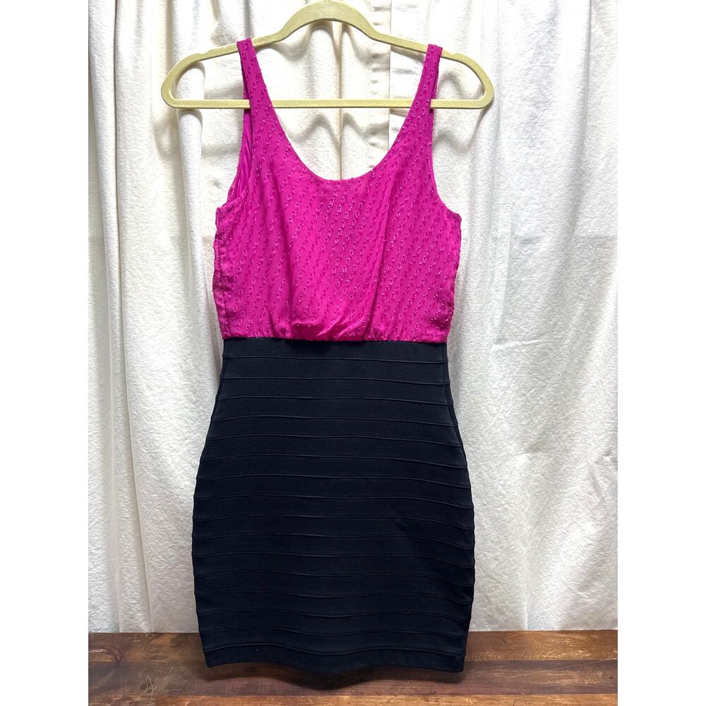 Express Bandage Party Cocktail Dress Fuchsia & Black Body Contouring Size XS